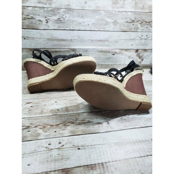 Levity Wedges Black Brown and Tan Wedges - Size 8 - Picture 5 of 7